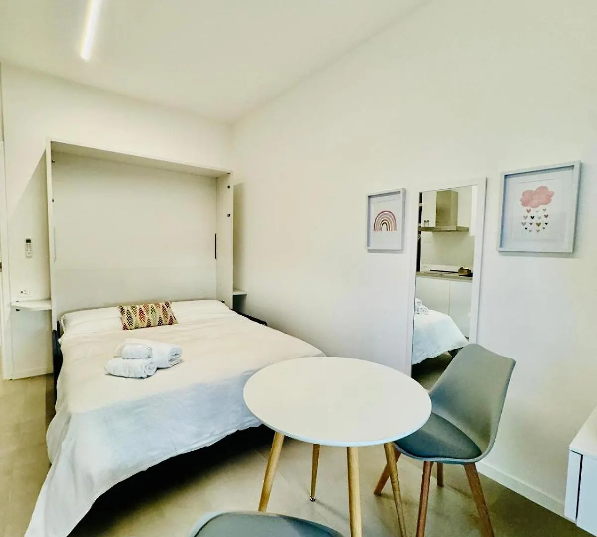 Urban Cloud Apartments Milan 0*,